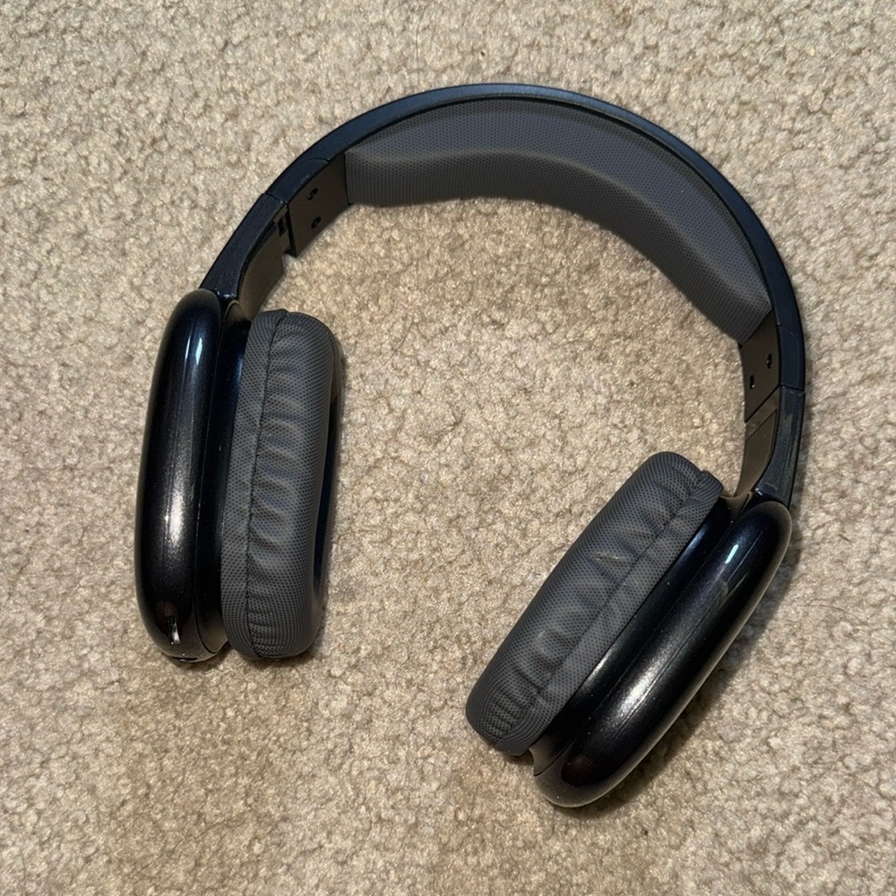 Wireless Over-Ear Noise Cancelling Headphones